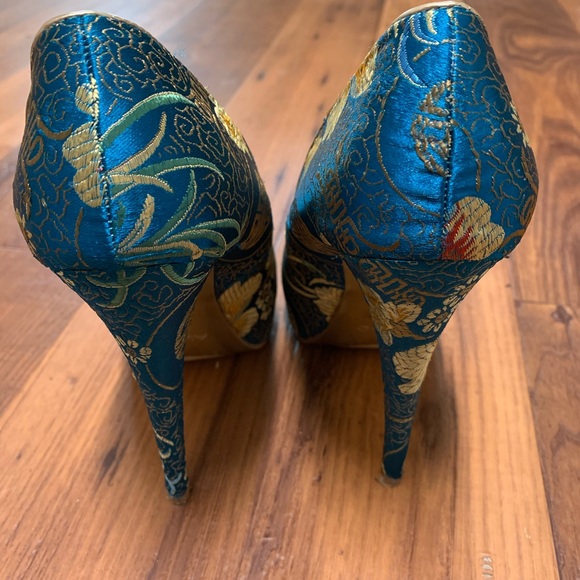 ALDO Platform Heels - Picture 4 of 5